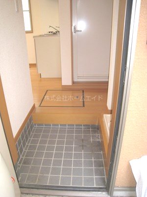 ウインズ鵠沼石上 玄関
