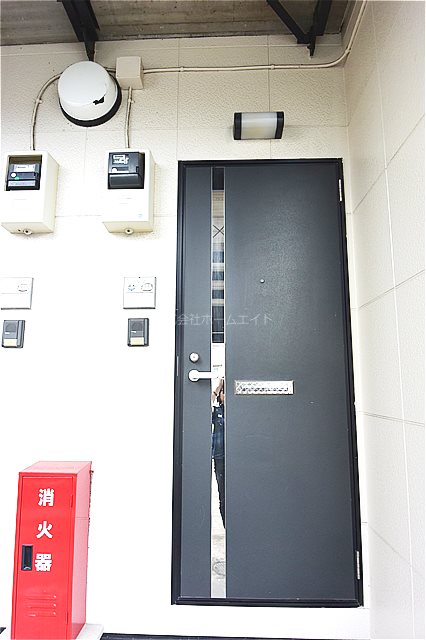 ウインズ湘南本町 玄関