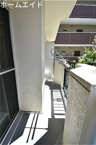 朝日マンション（区分所有建物の賃貸区画） ベランダ