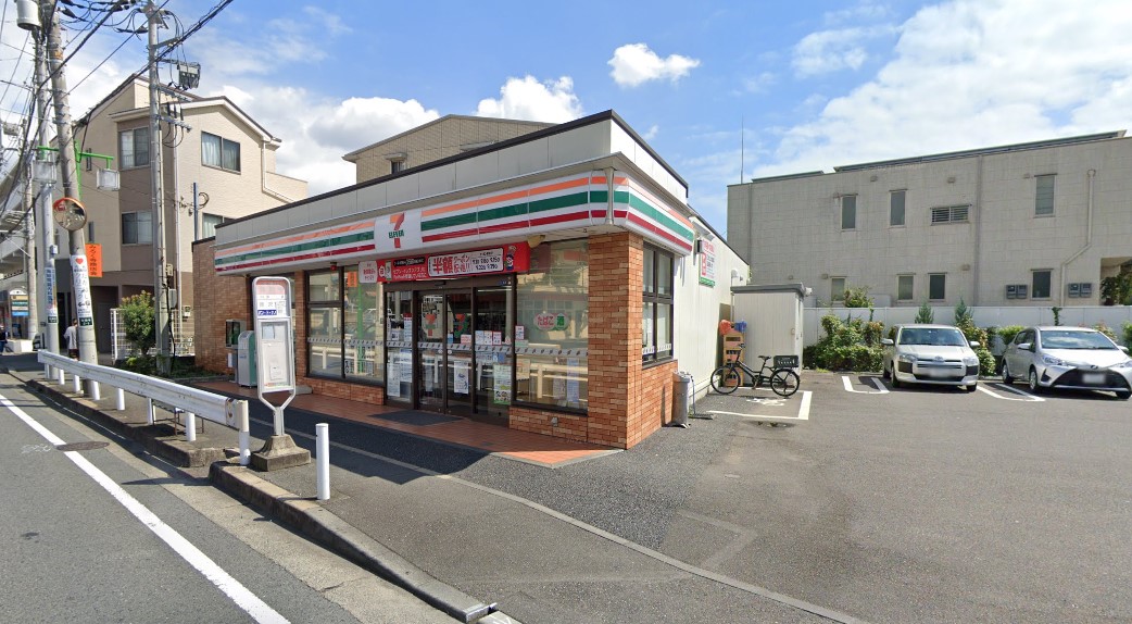 柳沢ビル  コンビニ