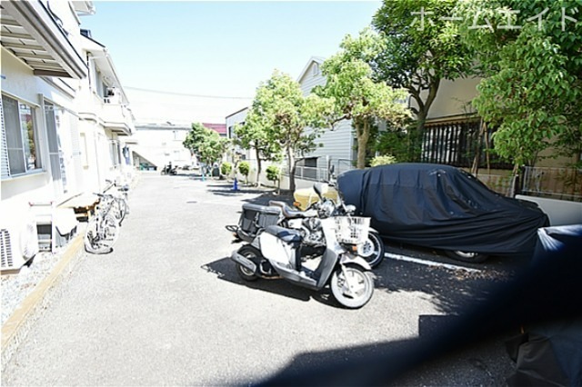 ビラ湘南海岸公園 駐車場