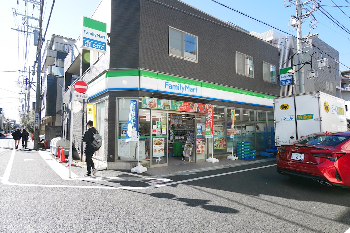 クレール尾山台 コンビニ