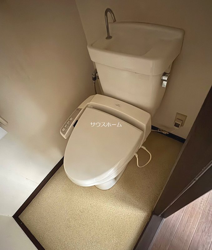 ラークヴィレッジ  トイレ