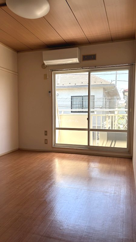 ラークヴィレッジ  ベッドルーム