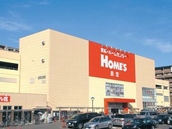 ラ・フィーヌ彩華Ⅱ ホームセンター
