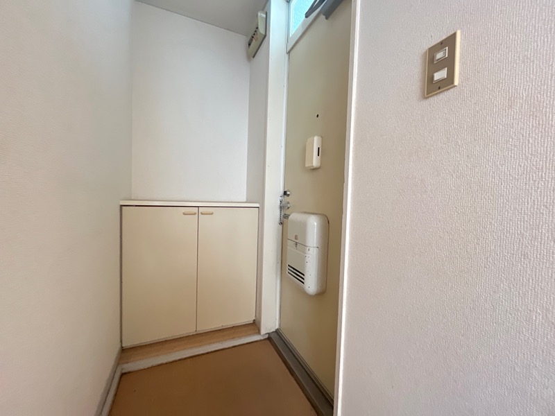 むらもとハイツ 玄関