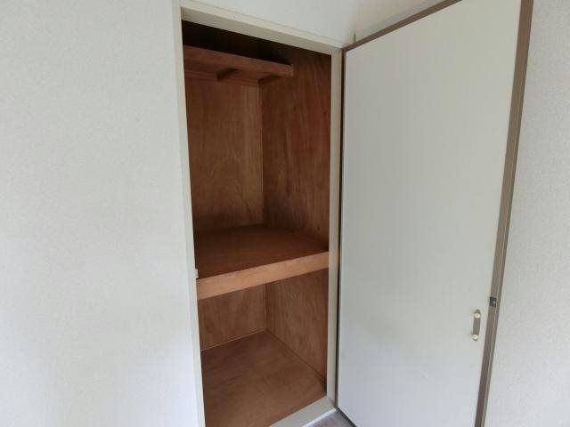 壱番館ヴィラス 収納