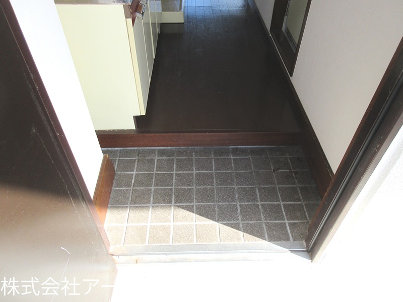 小林マンション 玄関