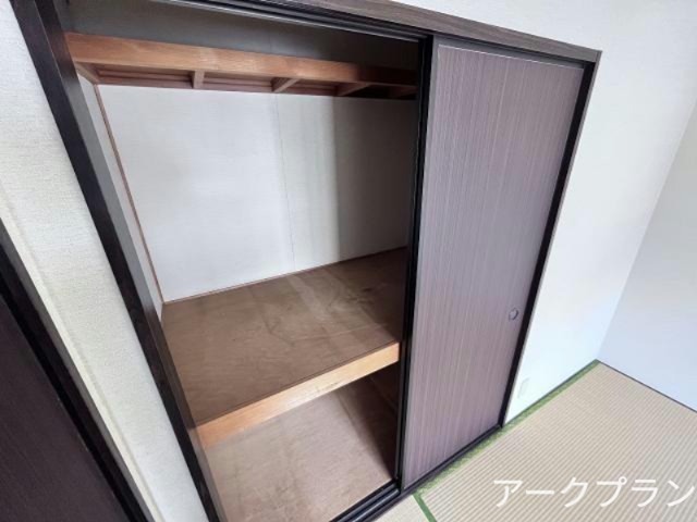 ビレッジＦ１番館 収納