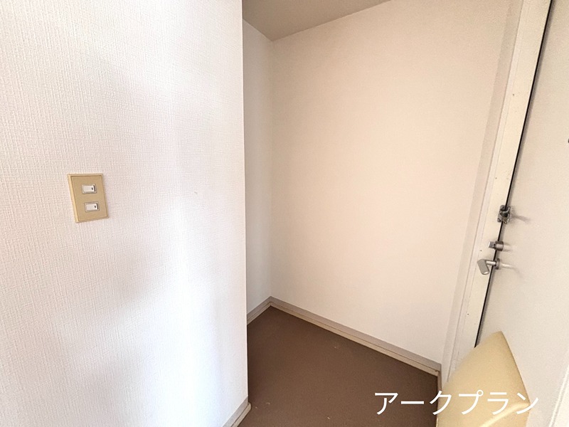 ビレッジＦ２番館 収納