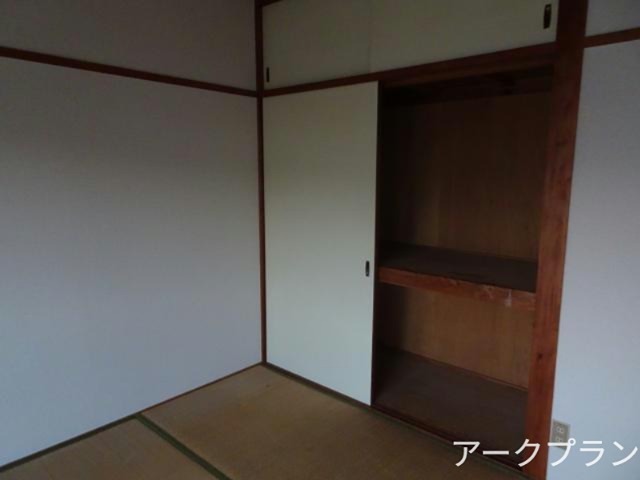 YMハイツ 収納