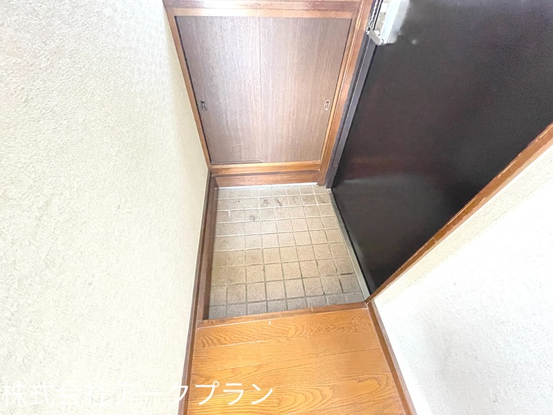 小林マンション 玄関