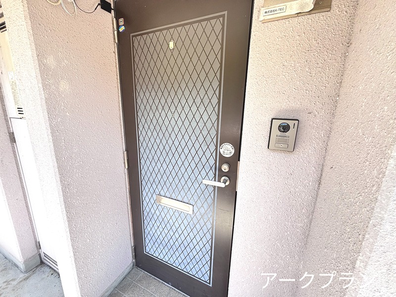 エースマンション 玄関