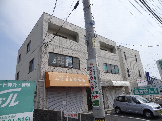 クラベリートひらた 外観