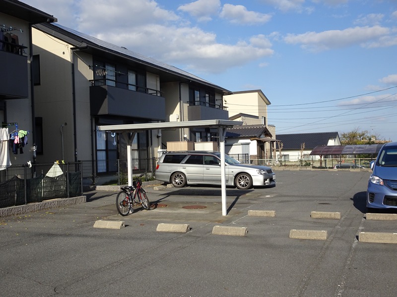 ベルヴュー浪の浦Ｂ 駐車場