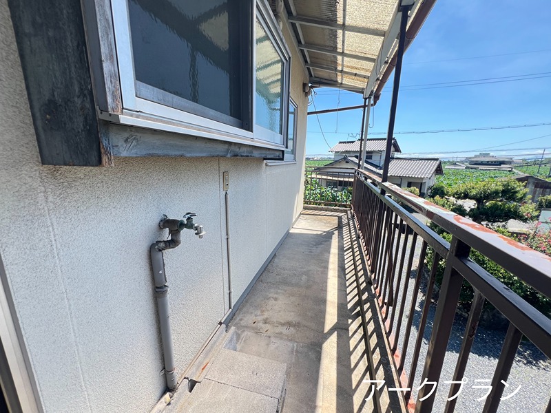 鈴川アパート ベランダ