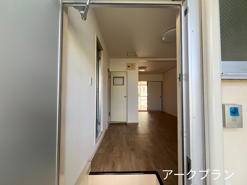 中島アパート 玄関