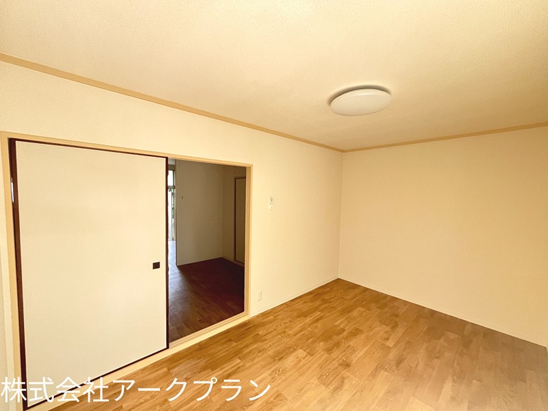 中島アパート ロビー