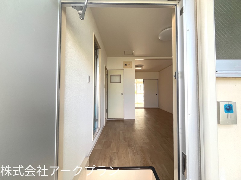 中島アパート 玄関