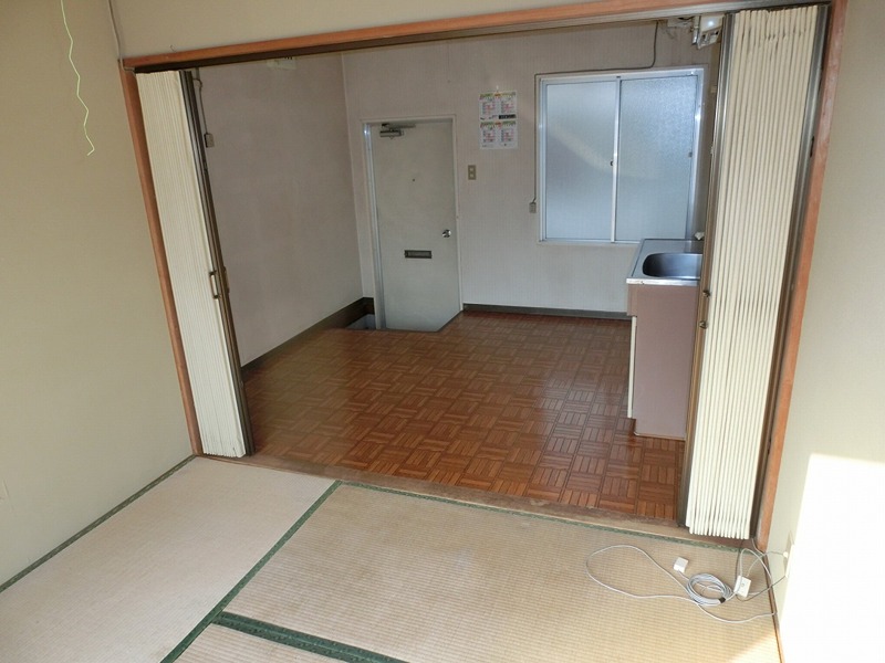 フジマンションC 玄関