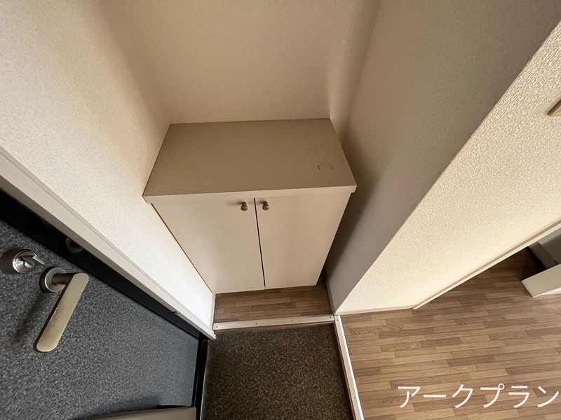 コンセール三笠 玄関