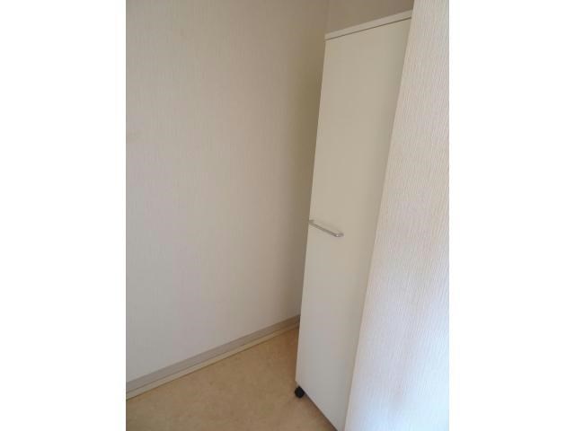 ビレッジＦ２番館 収納