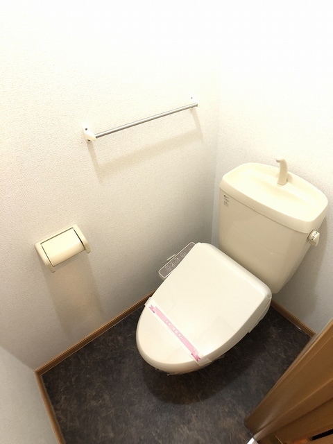 フレーズアンソレイエＣ棟 トイレ