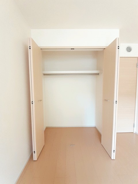 グランツ　アジュール 収納