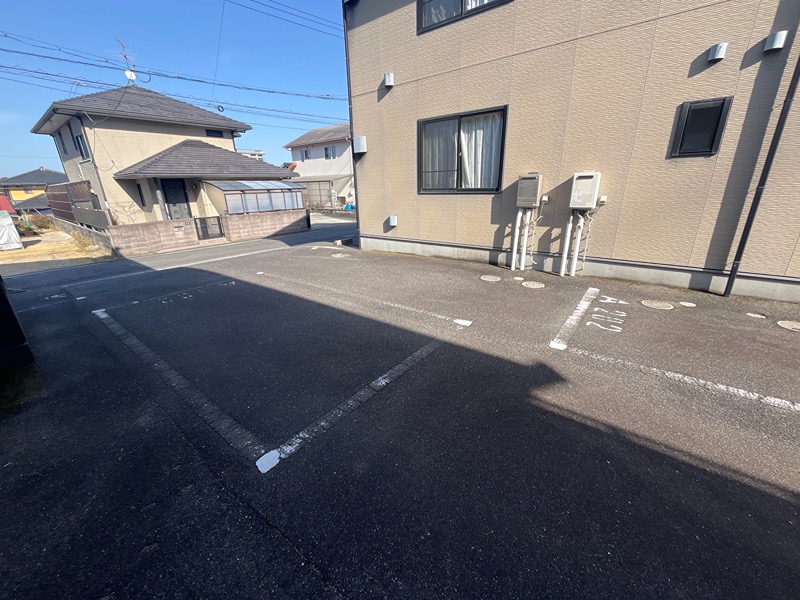 リザハウスＡ 駐車場