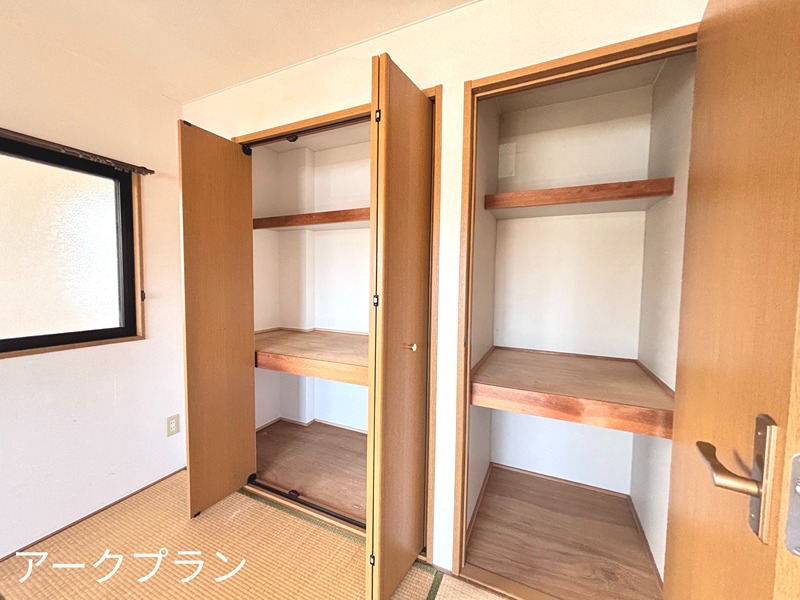 エビヤマンション 収納