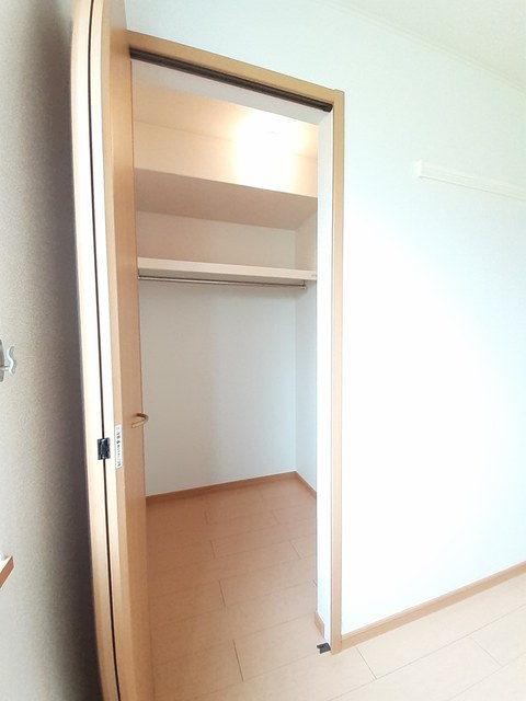 エル・セレッソＢ 収納