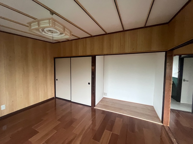 川口アパート 収納