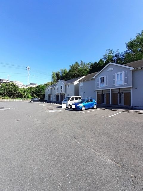 カサ・ブランカＣ 駐車場