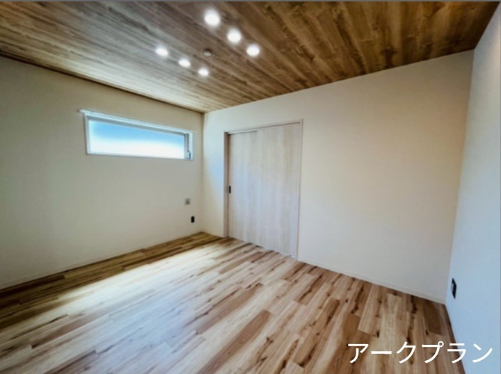 カーリー・ダダン元町 ベッドルーム