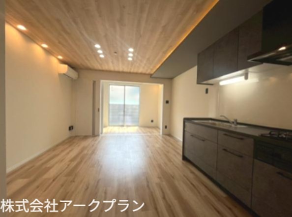 カーリー・ダダン元町 エントランス