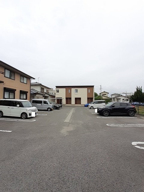 Ｎａｇｏｍｉ　Ⅱ 駐車場