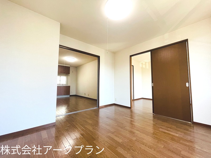 ハピネスサカエ ベッドルーム