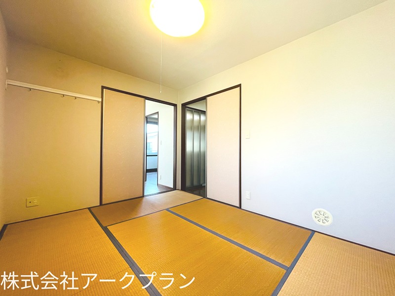 ハピネスサカエ ベッドルーム