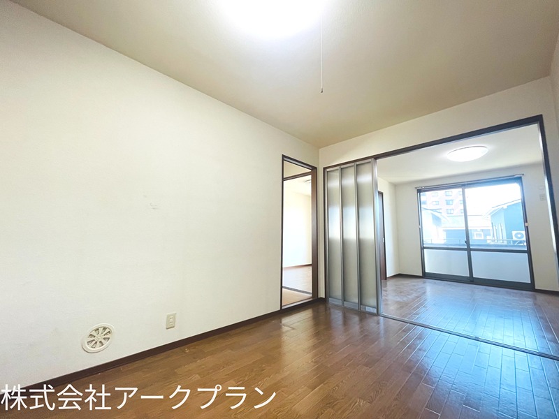 ハピネスサカエ ベッドルーム