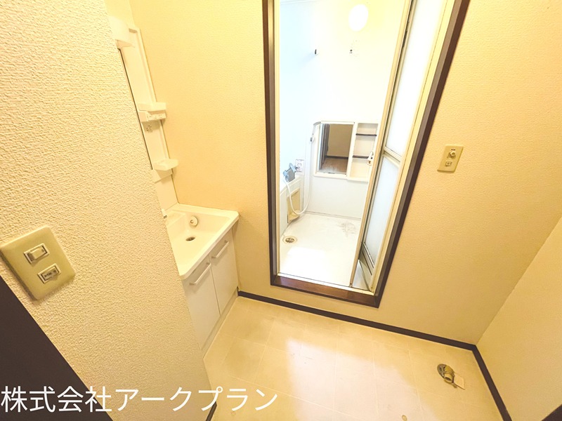 プティボア２１ 玄関