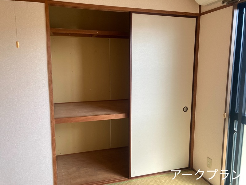 スターハイツ高木 収納