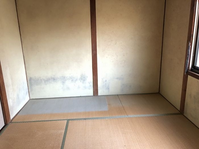 宮本様貸家　手前側 ベッドルーム