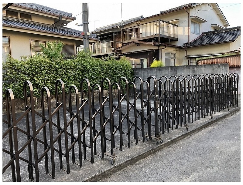 宮本様貸家　奥側  駐車場