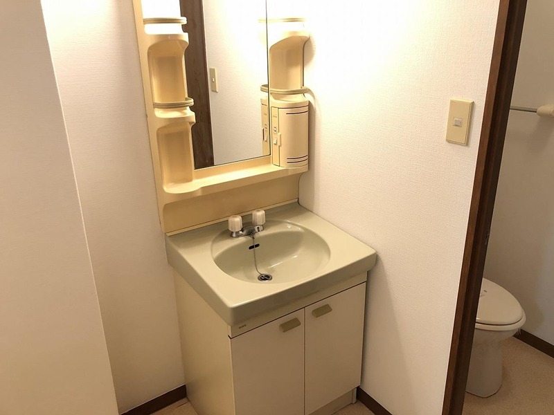 誠和ビル 洗面所