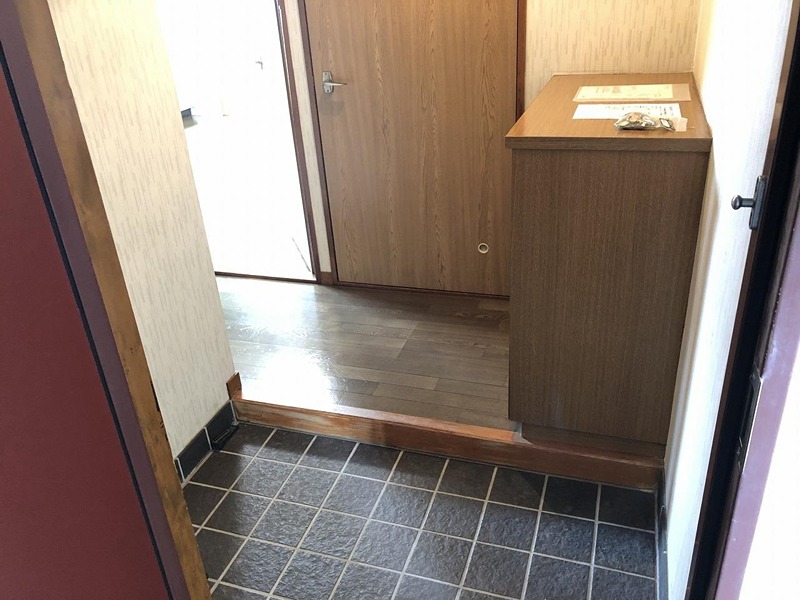 誠和ビル 玄関
