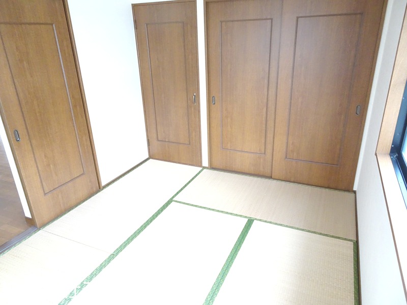 ファミール三笠 ベッドルーム