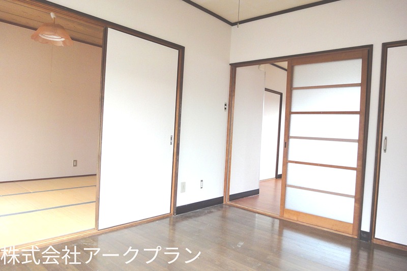 ハイツひろ ロビー