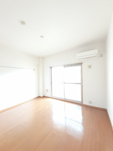アイワマンション リビング