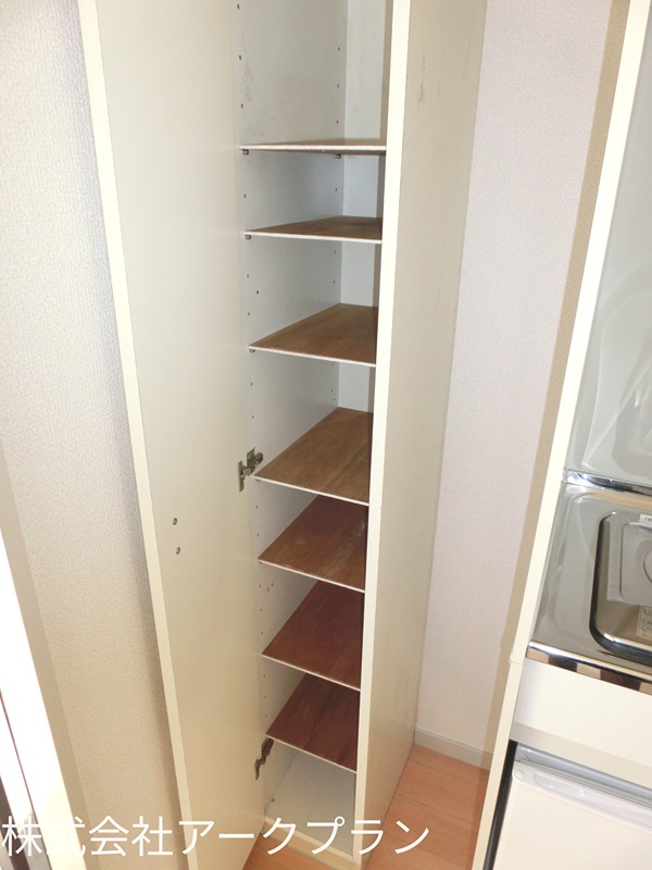 プラム今津 収納