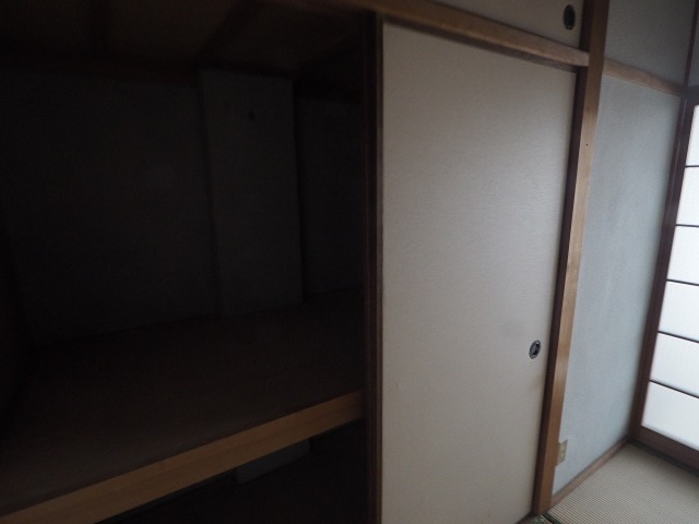 中村ビル 収納